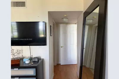 540 Brickell Key Dr #910, Miami, FL 33131 - Photo 9