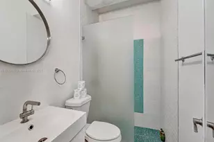 255 W 24th St, Miami Beach, FL 33140 - Photo 13