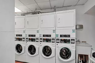 255 W 24th St, Miami Beach, FL 33140 - Photo 21