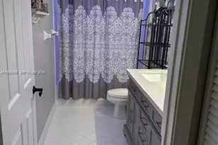 1471 NW 159th Ave, Pembroke Pines, FL 33028 - Photo 19