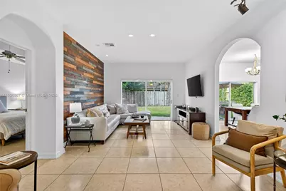 14010 SW 154th Pl, Miami, FL 33196 - Photo 17