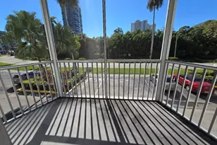 300 Diplomat Pkwy, Hallandale Beach, FL 33009 - Photo 15