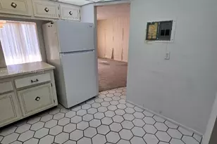 300 Diplomat Pkwy, Hallandale Beach, FL 33009 - Photo 9