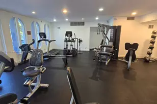 300 Diplomat Pkwy, Hallandale Beach, FL 33009 - Photo 19