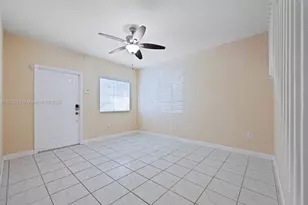 8521 SW 214th Terrace, Cutler Bay, FL 33189 - Photo 3