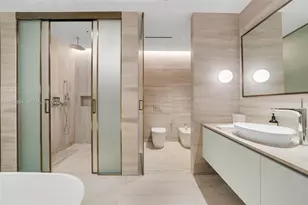 5775 Collins Ave, Miami Beach, FL 33140 - Photo 29