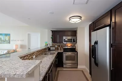 1250 S Miami Ave #3205, Miami, FL 33130 - Photo 7