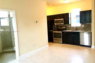 17146 SW 93rd St, Miami, FL 33196 - Photo 5