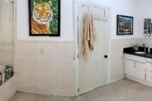 621 E 39th St, Hialeah, FL 33013 - Photo 5