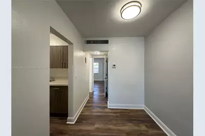 2300 Madison St #206, Hollywood, FL 33020 - Photo 11