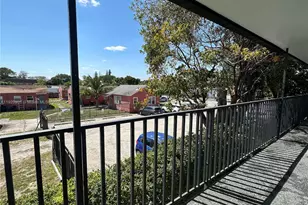 2300 Madison St, Hollywood, FL 33020 - Photo 23