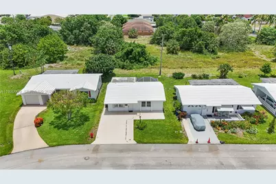 142 NW 10th Ct, Boynton Beach, FL 33426 - Photo 31