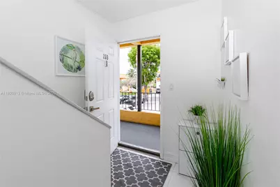 245 NW 109th Ave #209, Miami, FL 33172 - Photo 5