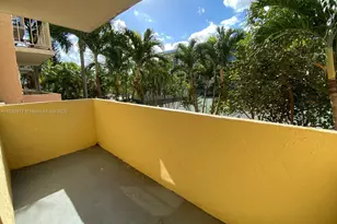 4550 NW 9th St, Miami, FL 33126 - Photo 7