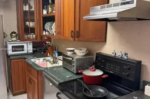 20505 E Country Club Dr, Aventura, FL 33180 - Photo 5