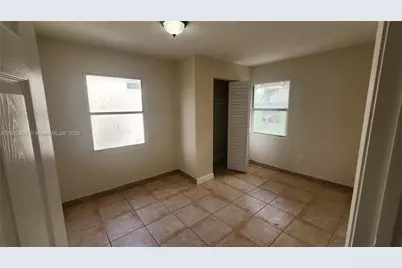 829 SW 3rd St, Miami, FL 33130 - Photo 19
