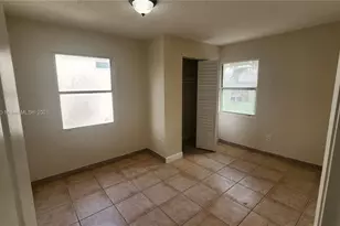 829 SW 3rd St, Miami, FL 33130 - Photo 19