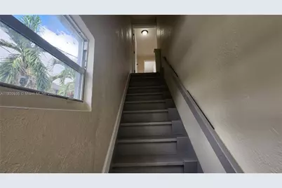 829 SW 3rd St, Miami, FL 33130 - Photo 15