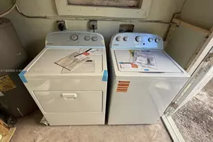 829 SW 3rd St, Miami, FL 33130 - Photo 31