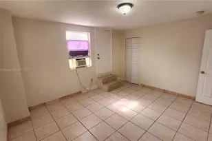 829 SW 3rd St, Miami, FL 33130 - Photo 23