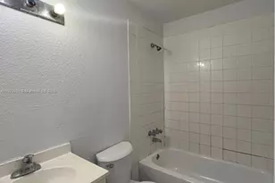 4160 NW 21st St, Lauderhill, FL 33313 - Photo 11