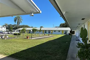 2436 Van Buren St, Hollywood, FL 33020 - Photo 23