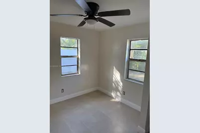 631 NW 17th Ave, Fort Lauderdale, FL 33311 - Photo 13