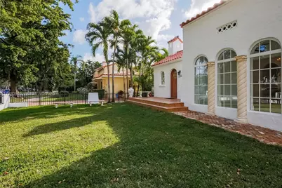 1916 Ferdinand St, Coral Gables, FL 33134 - Photo 21