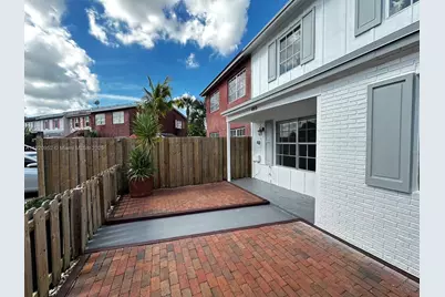 6915 W 16th Dr, Hialeah, FL 33014 - Photo 3