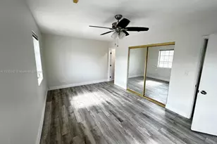 6915 W 16th Dr, Hialeah, FL 33014 - Photo 15