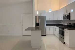 907 NE 199th St, Miami, FL 33179 - Photo 5