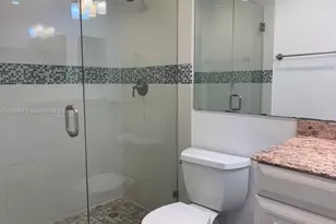 907 NE 199th St, Miami, FL 33179 - Photo 9