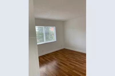 1638 Embassy Dr #312, West Palm Beach, FL 33401 - Photo 5