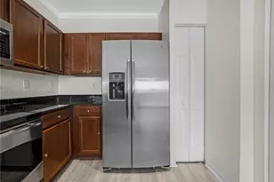 10870 NW 88th Terrace, Doral, FL 33178 - Photo 9