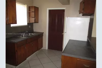 9750 Dominican Dr, Cutler Bay, FL 33189 - Photo 5