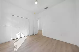 20 NE 19th Ave, Pompano Beach, FL 33060 - Photo 9