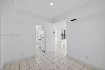 2851 NE 183rd St #216E, Aventura, FL 33160 - Photo 5
