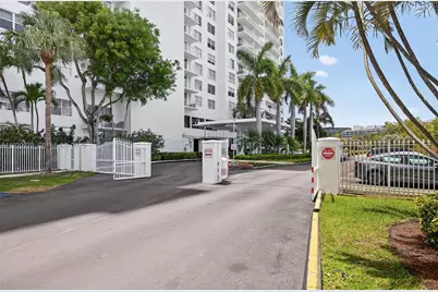 2851 NE 183rd St #216E, Aventura, FL 33160 - Photo 27
