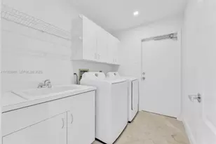 1003 Trailmore Ln, Weston, FL 33326 - Photo 23