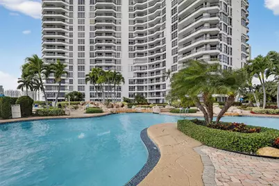 19101 NE Mystic Pointe Dr #402, Aventura, FL 33180 - Photo 49