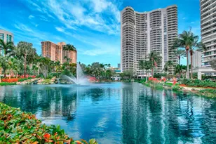 19101 NE Mystic Pointe Dr, Aventura, FL 33180 - Photo 71