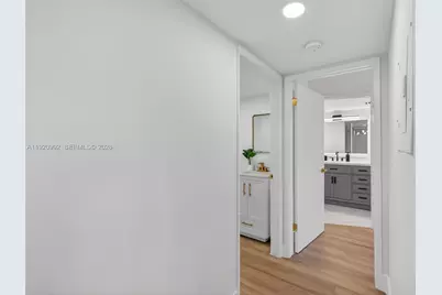 19101 Mystic Pointe Dr #402, Aventura, FL 33180 - Photo 31