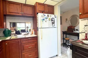 7787 Golf Cir Dr, Margate, FL 33063 - Photo 5