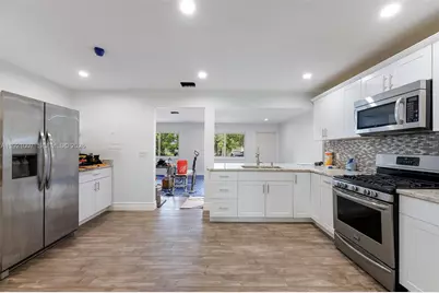 112 Milton St #114, Lantana, FL 33462 - Photo 11