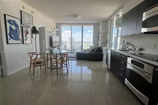 90 SW 3rd St, Miami, FL 33130 - Photo 3