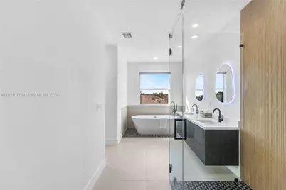 12904 SW 222nd St, Miami, FL 33170 - Photo 35