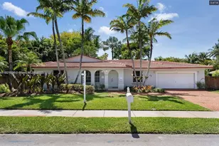 8700 SW 64th Ave, Pinecrest, FL 33156 - Photo 3