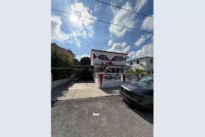 990 SW 9th St, Miami, FL 33130 - Photo 15