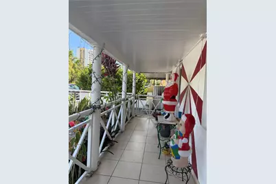 990 SW 9th St, Miami, FL 33130 - Photo 7