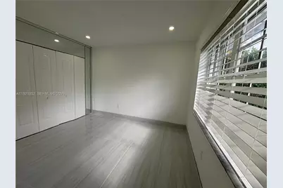 725 91st St #., Surfside, FL 33154 - Photo 21